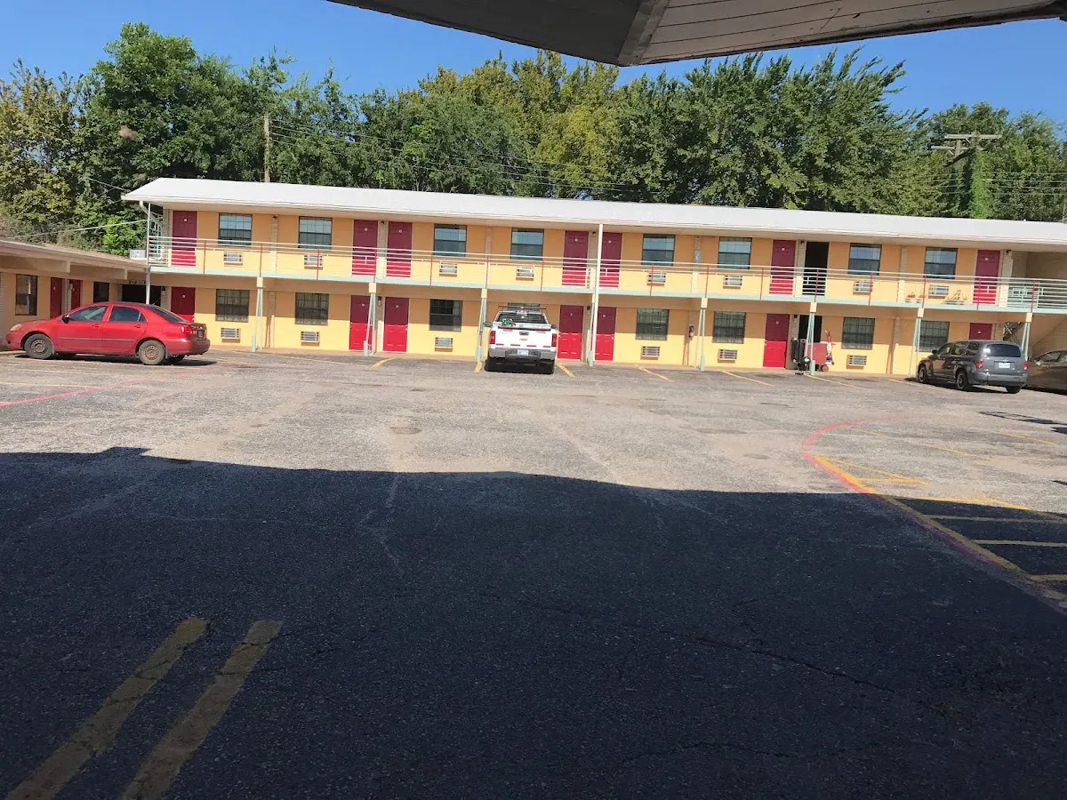 Budget Inn