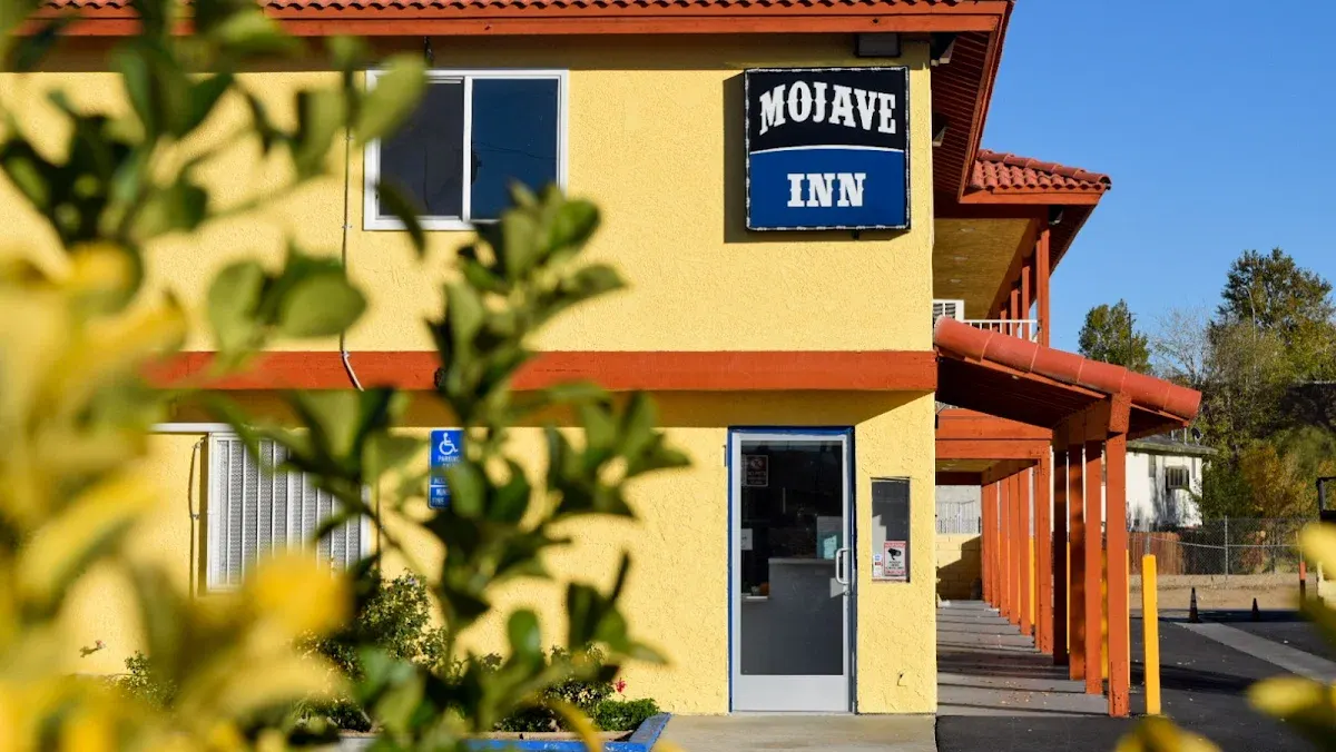 Mojave Inn