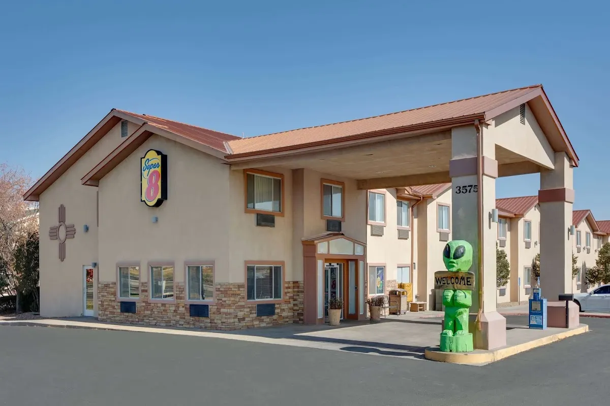 Super 8 by Wyndham Roswell