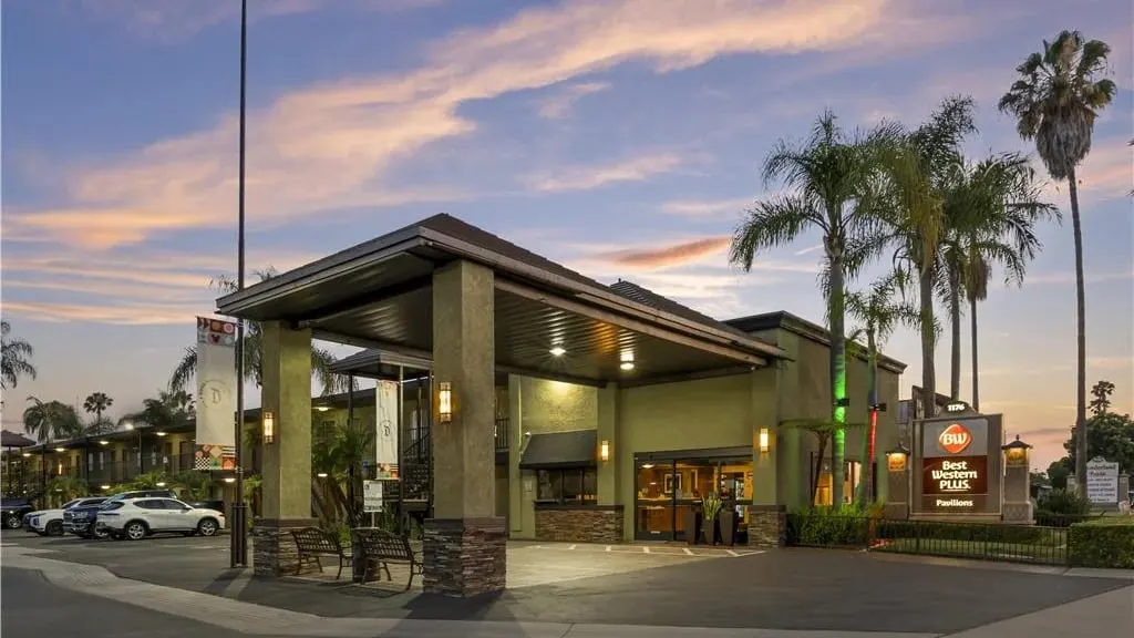 Best Western Plus Pavilions