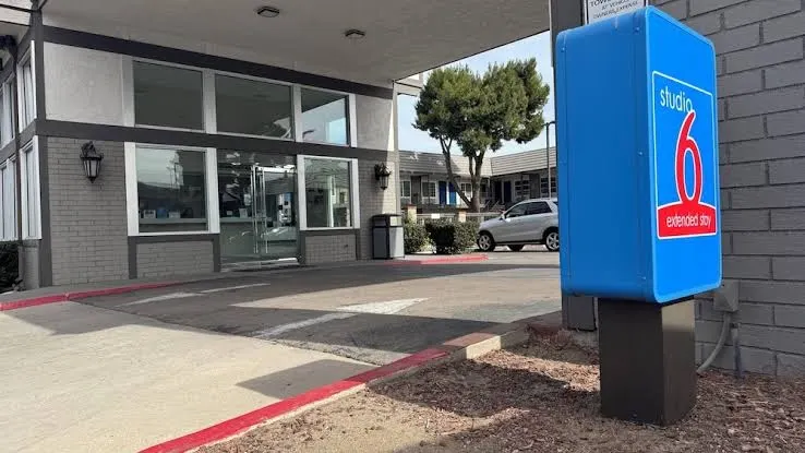 Studio 6 Corona, CA-West