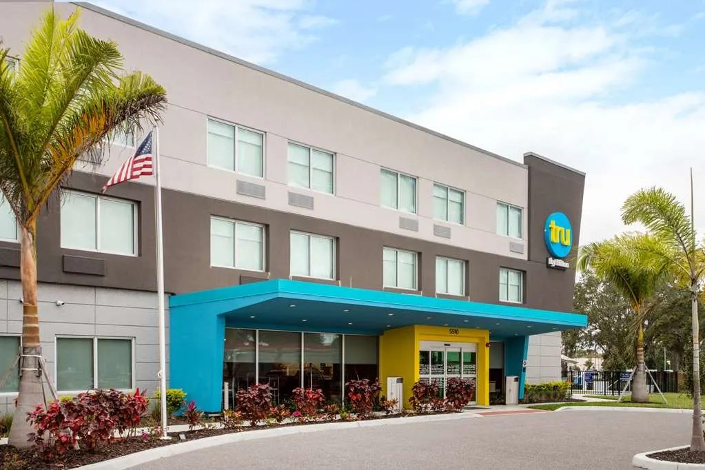 Tru by Hilton Bradenton I 75