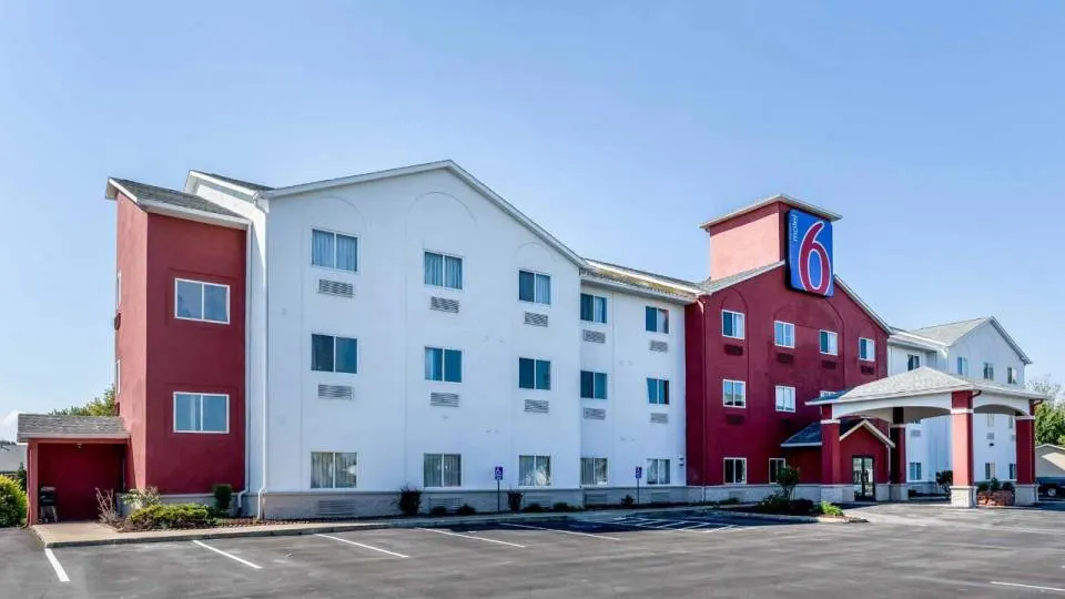 Studio 6 Indianapolis, IN – Southport