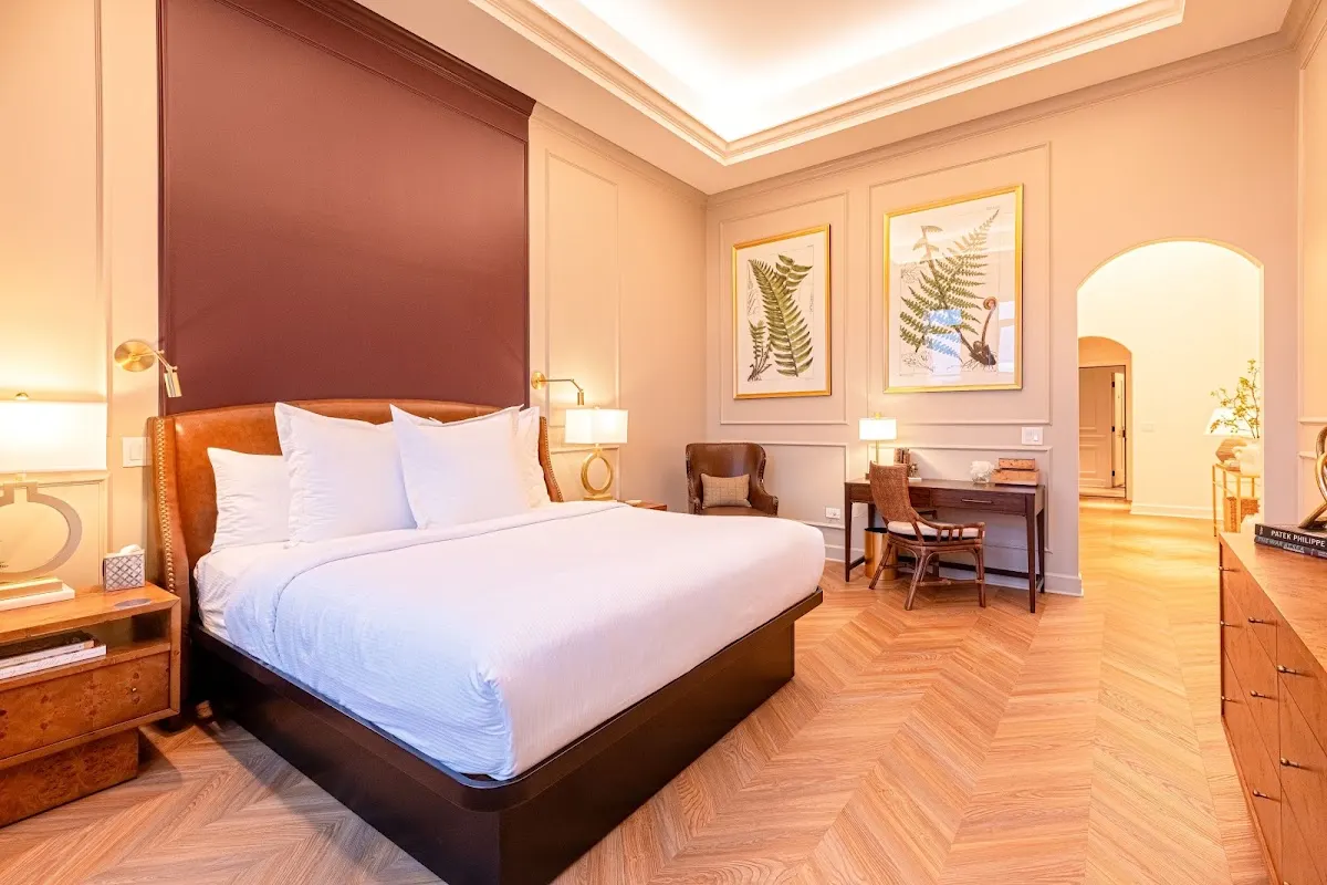 Sinclair Suites