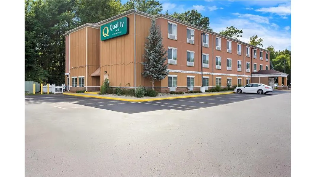 Quality Inn Near Interstate I94