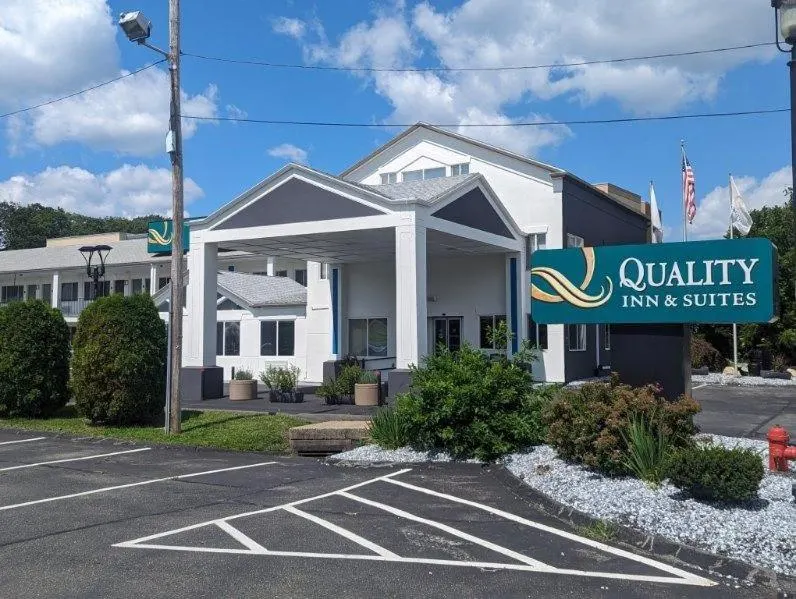 Quality Inn & Suites Northampton- Amherst