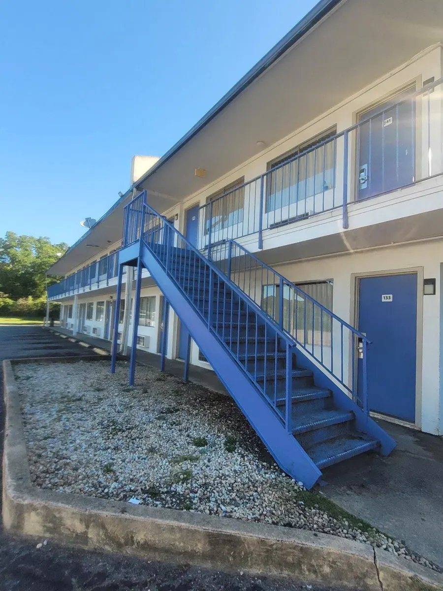 Budget Inn