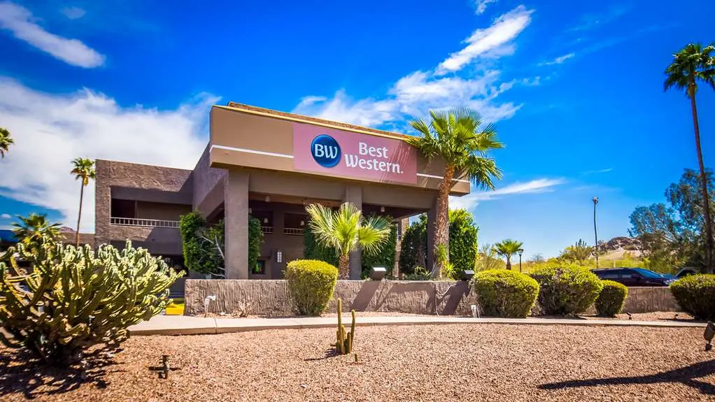SureStay InnSuites Phoenix Hotel & Suites by Best Western