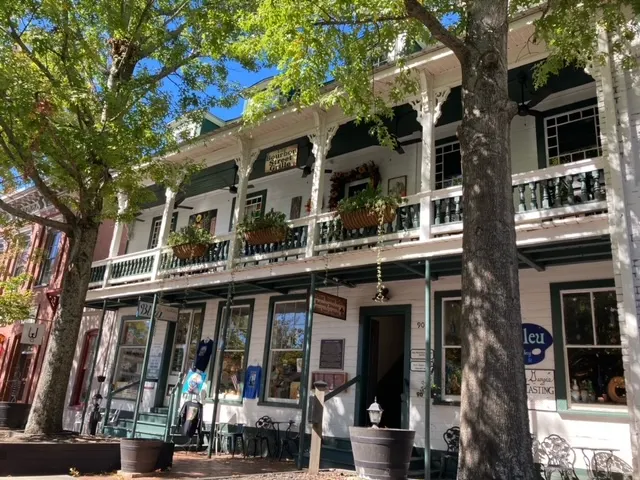 Hall House Hotel