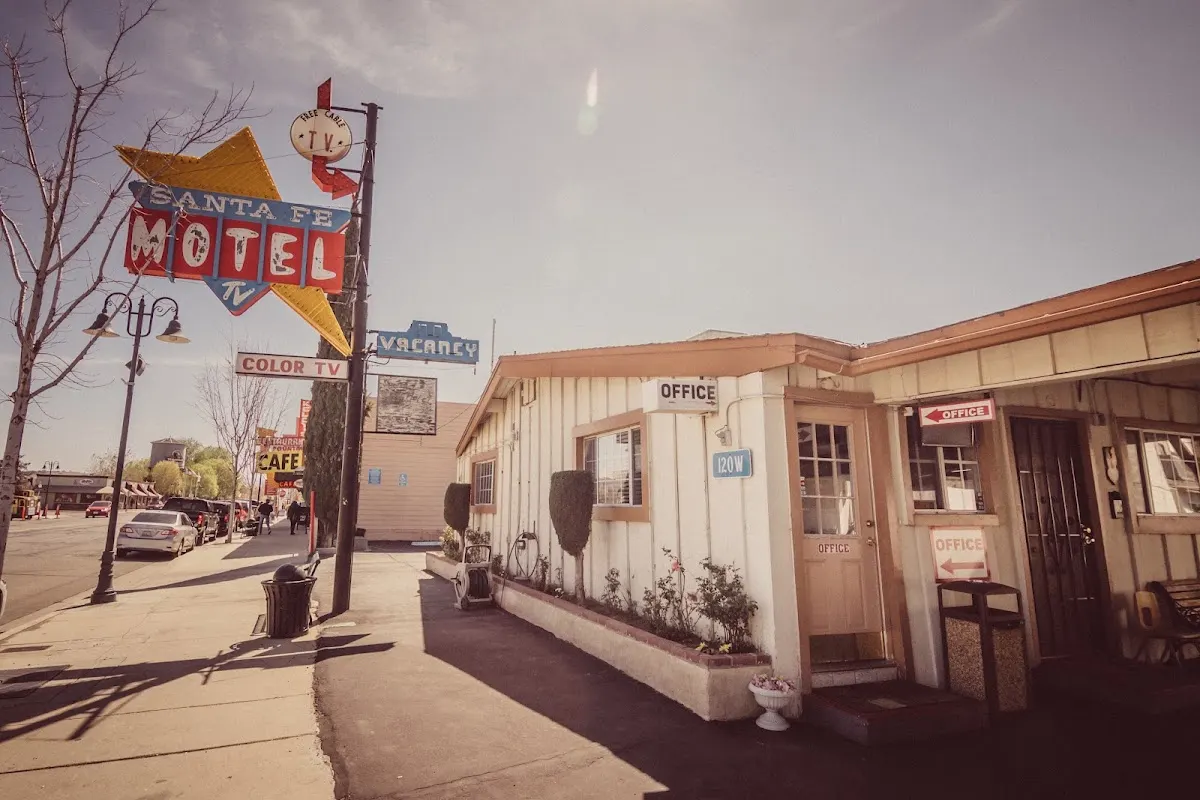 Santa Fe Motel Tehachapi by Hotel O