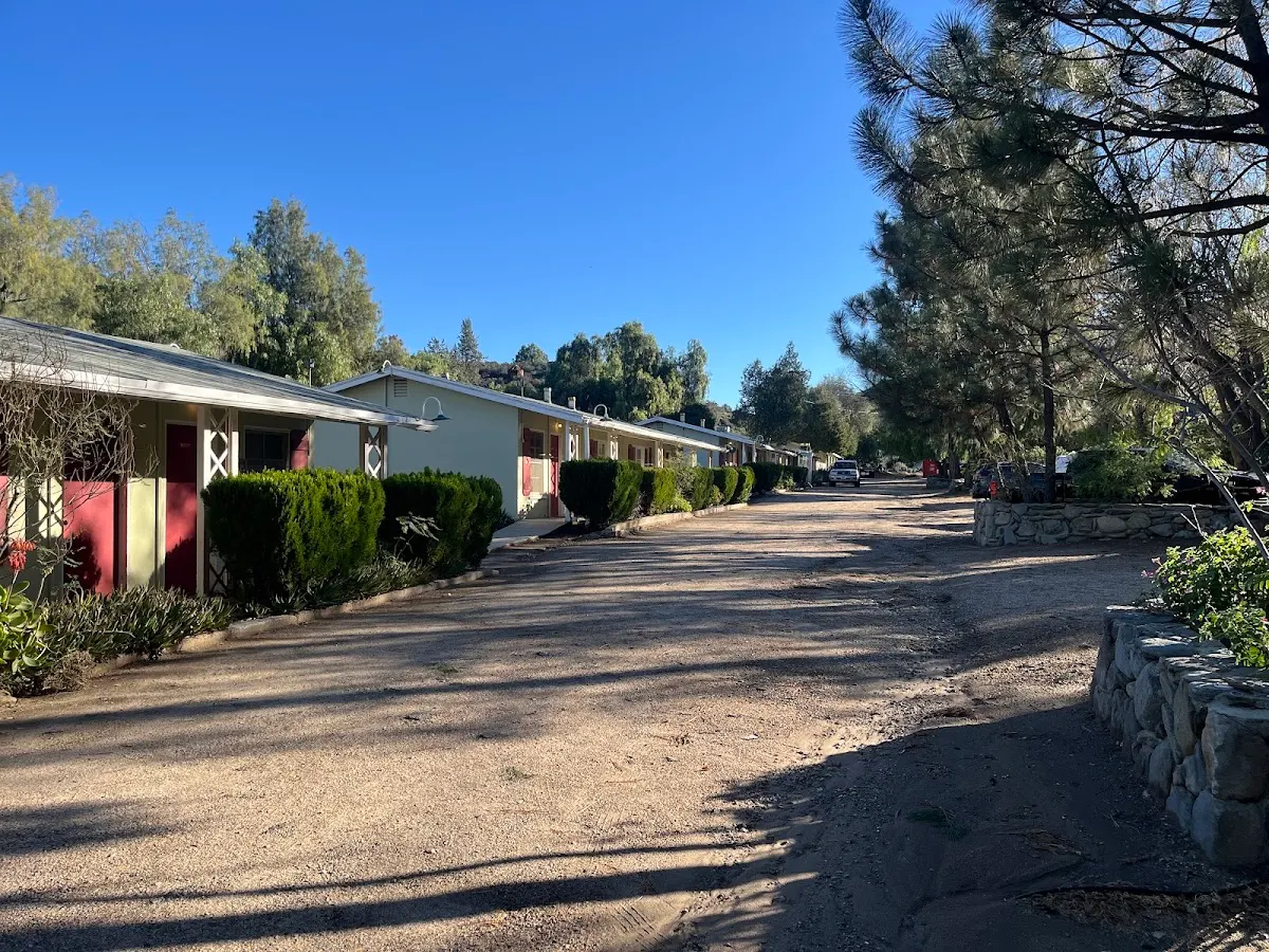 Sierra Pelona Motel