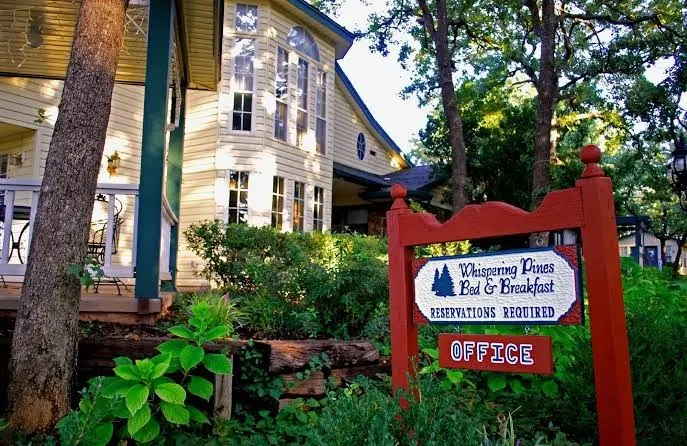 Whispering Pines Inn