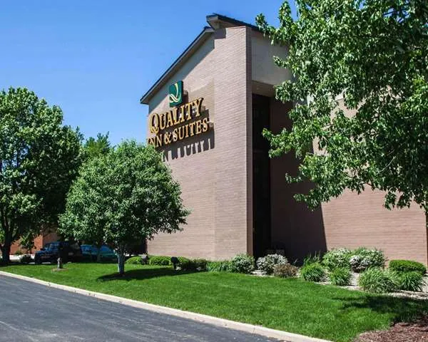 Quality Inn & Suites Peoria North