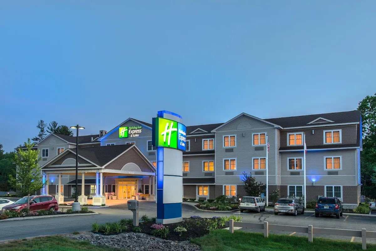 Holiday Inn Express & Suites Tilton - Lakes Region by IHG