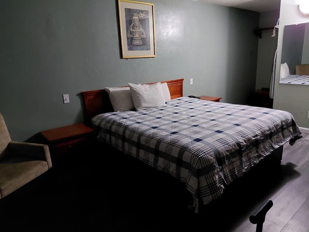 Economy Inn