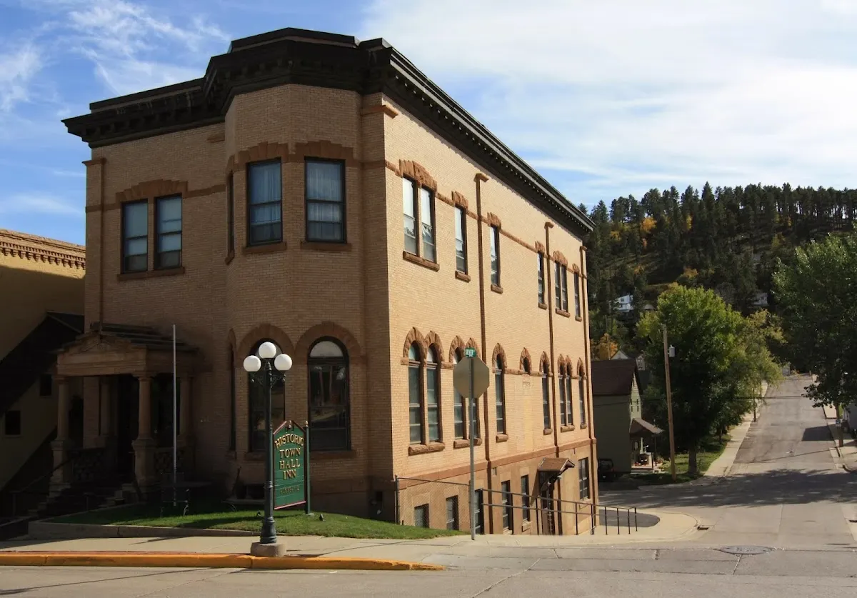 Town Hall Inn