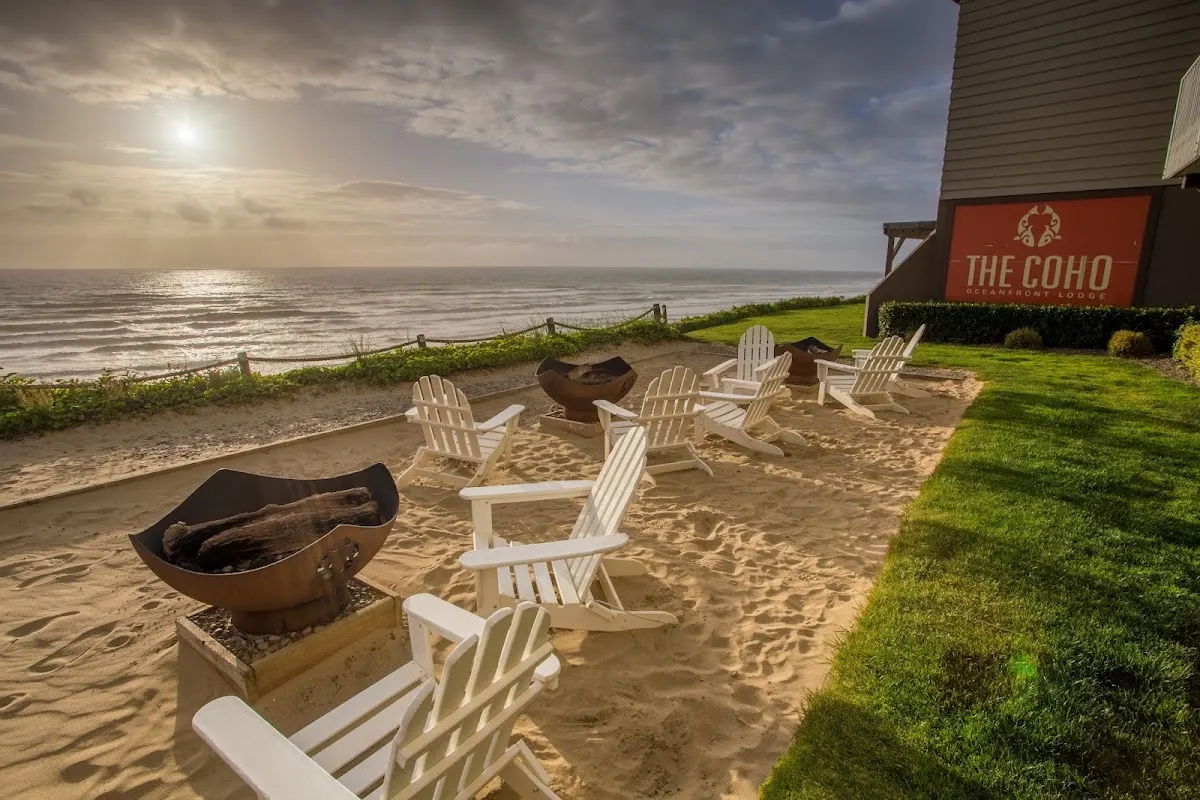 The Coho Oceanfront Lodge