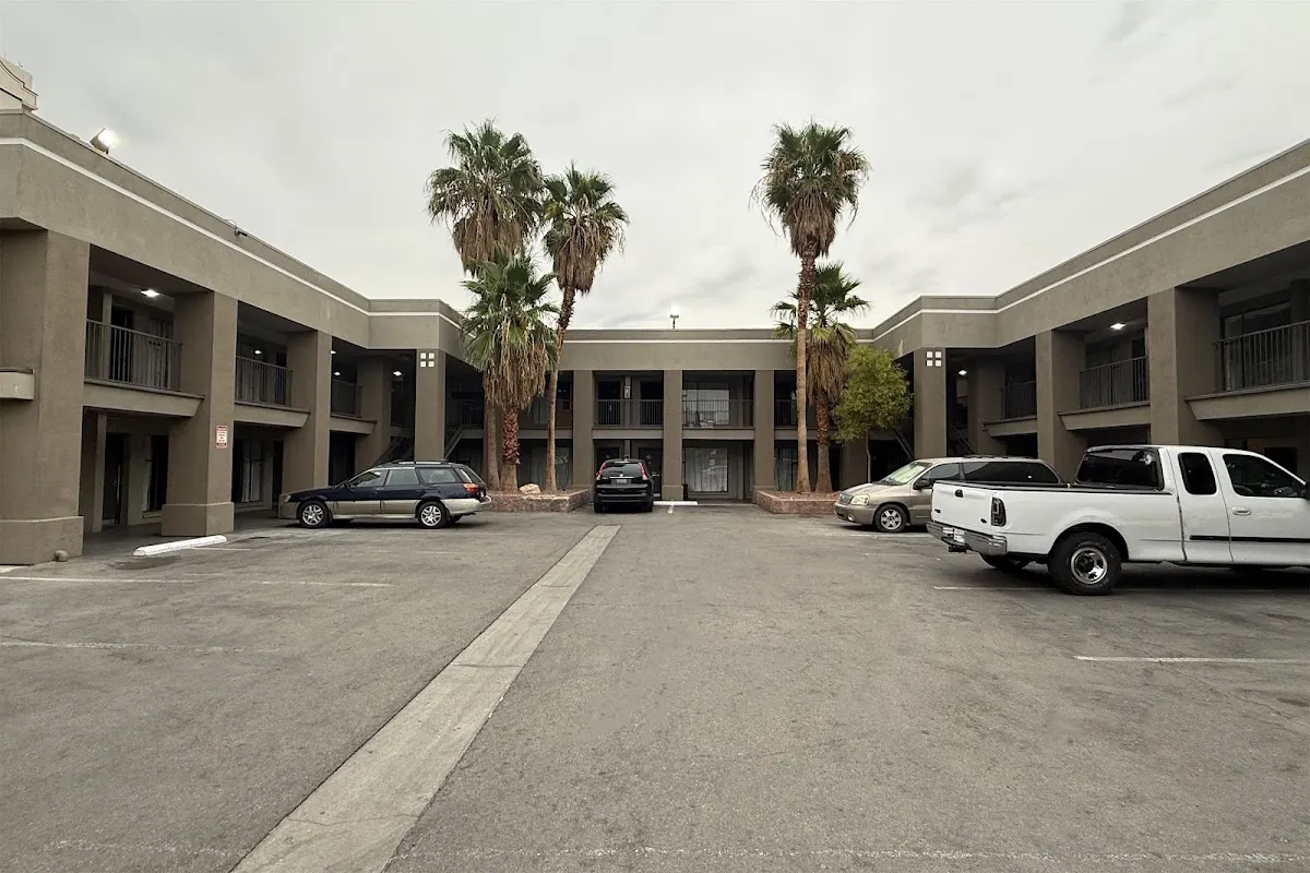 DTLV, a Baymont by Wyndham