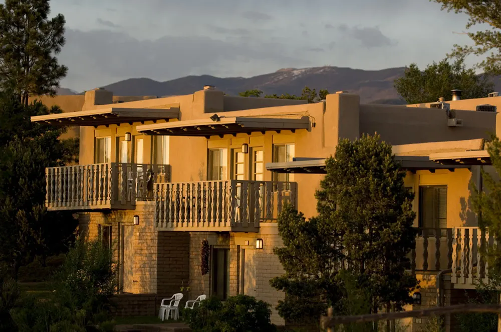 Fort Marcy Hotel Suites