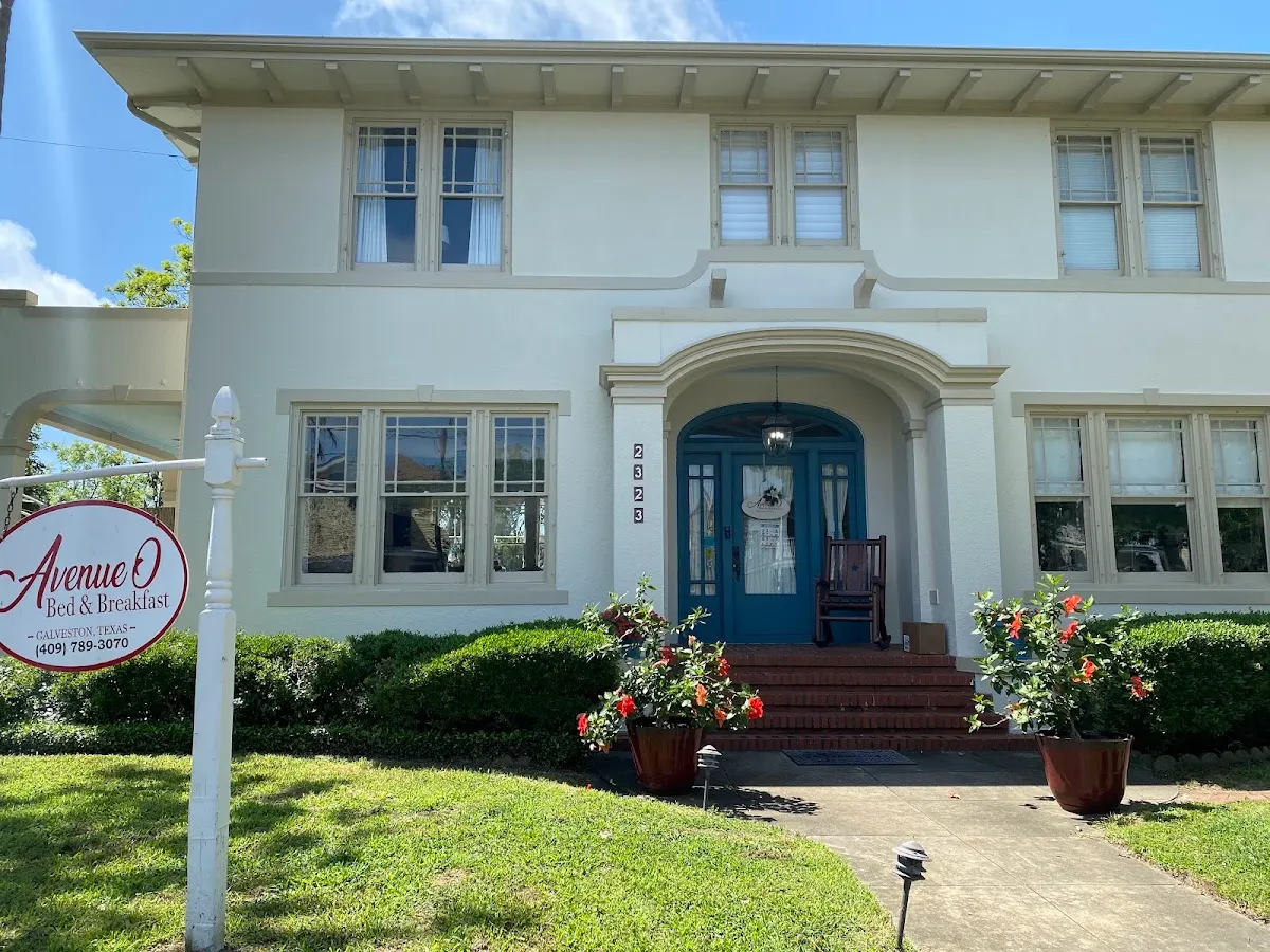 Avenue O Bed and Breakfast