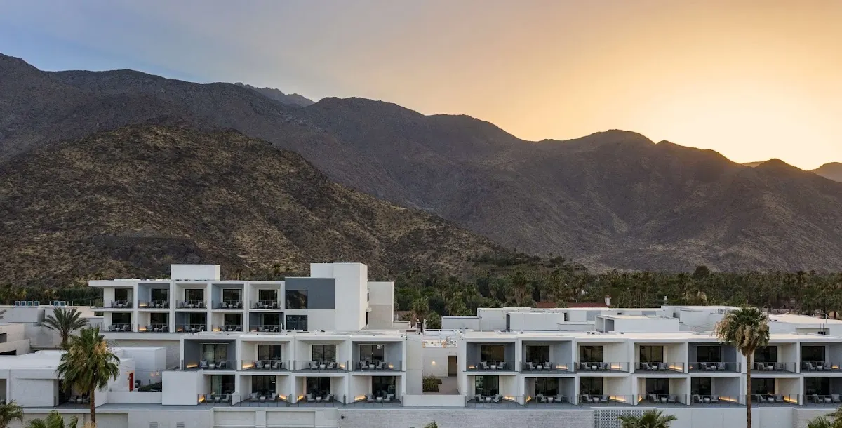 Thompson Palm Springs, by Hyatt