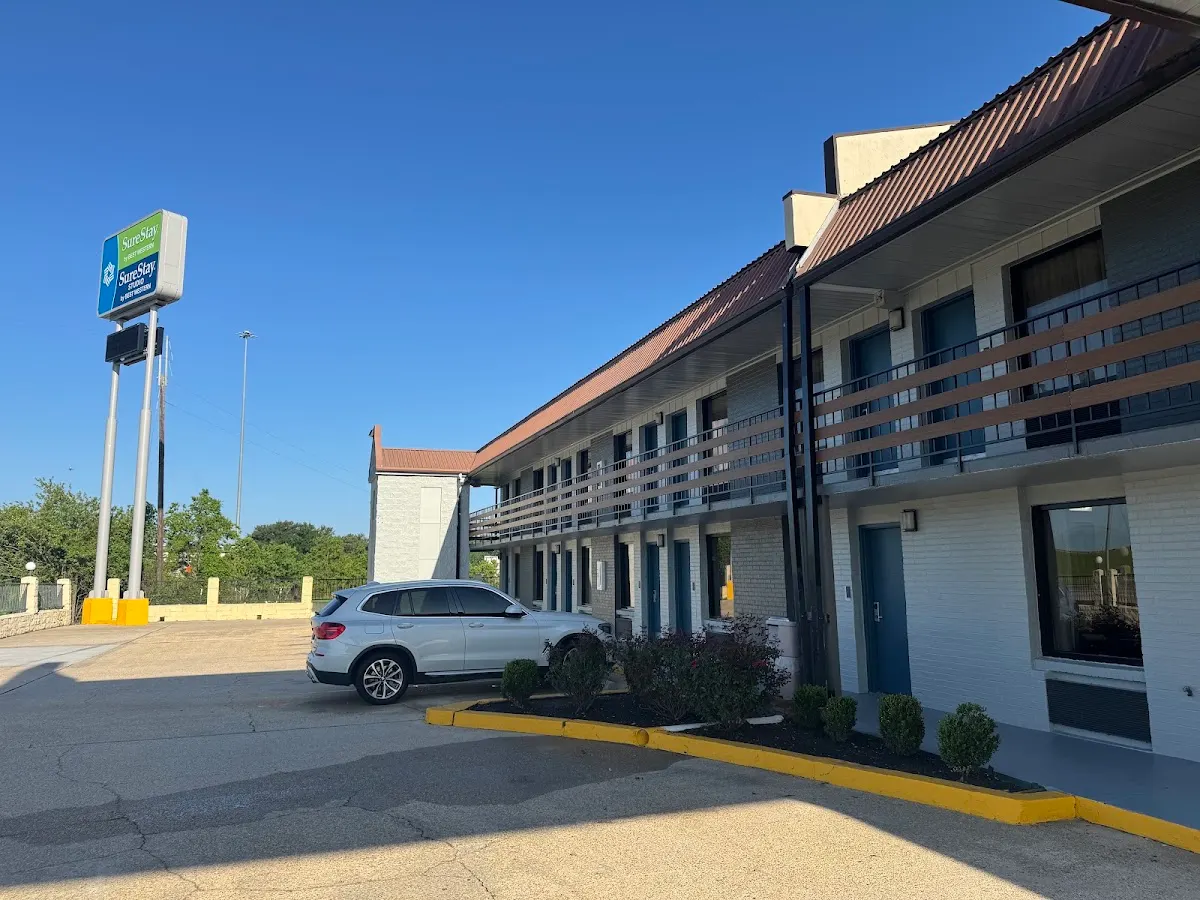 SureStay by Best Western Gonzales