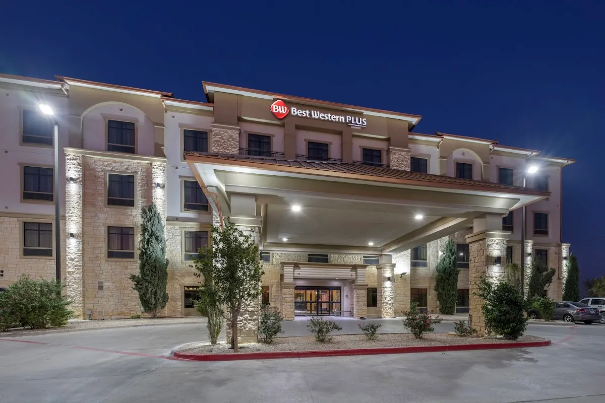 Best Western Plus Midland Suites