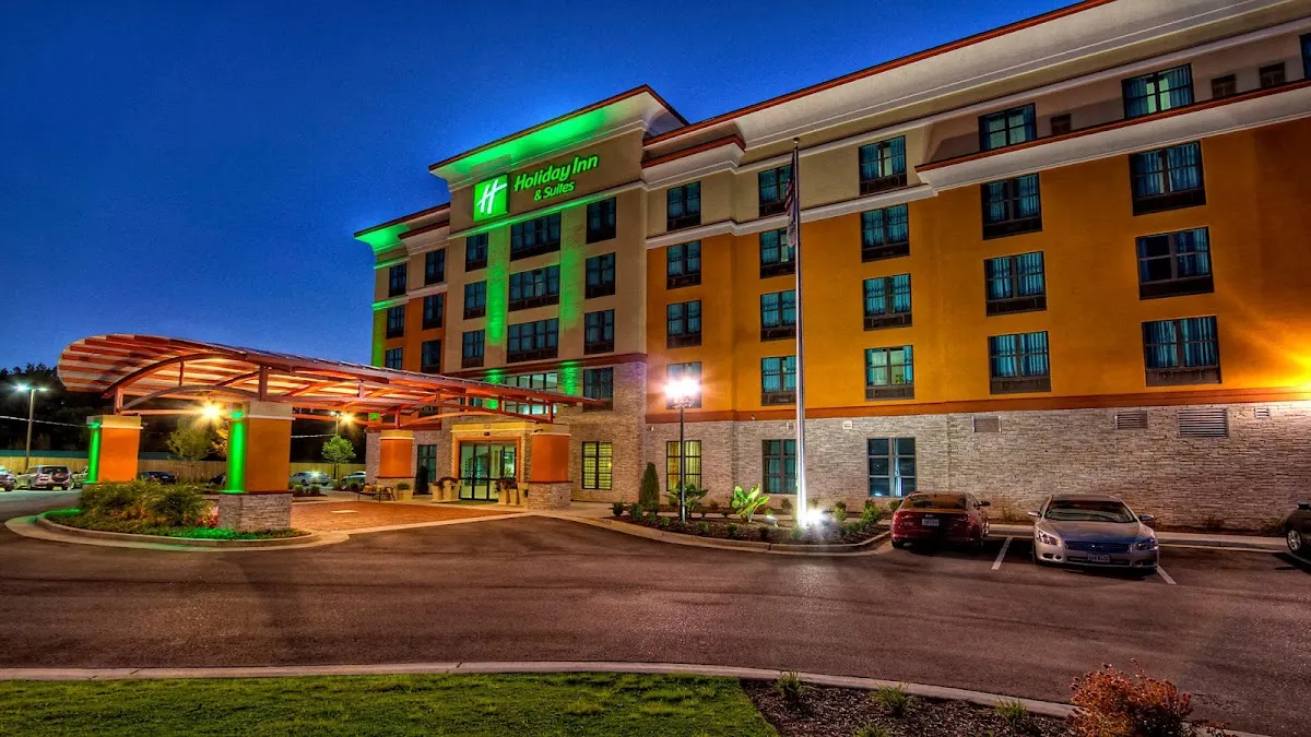 Holiday Inn & Suites Tupelo North by IHG