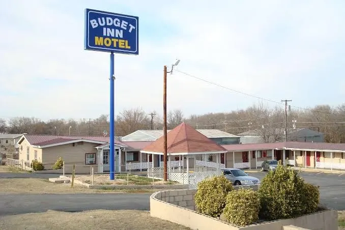 Budget Inn Madill OK