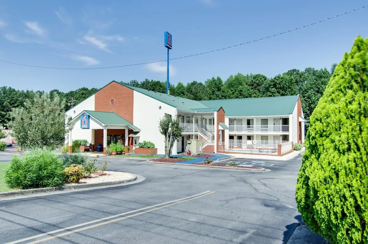 Motel 6 Cartersville, GA