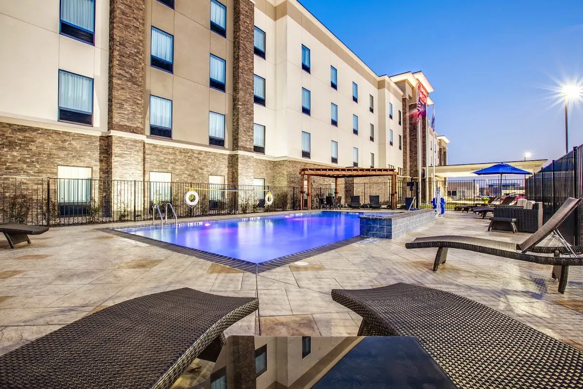 Hampton Inn & Suites Dallas/Ft. Worth Airport South