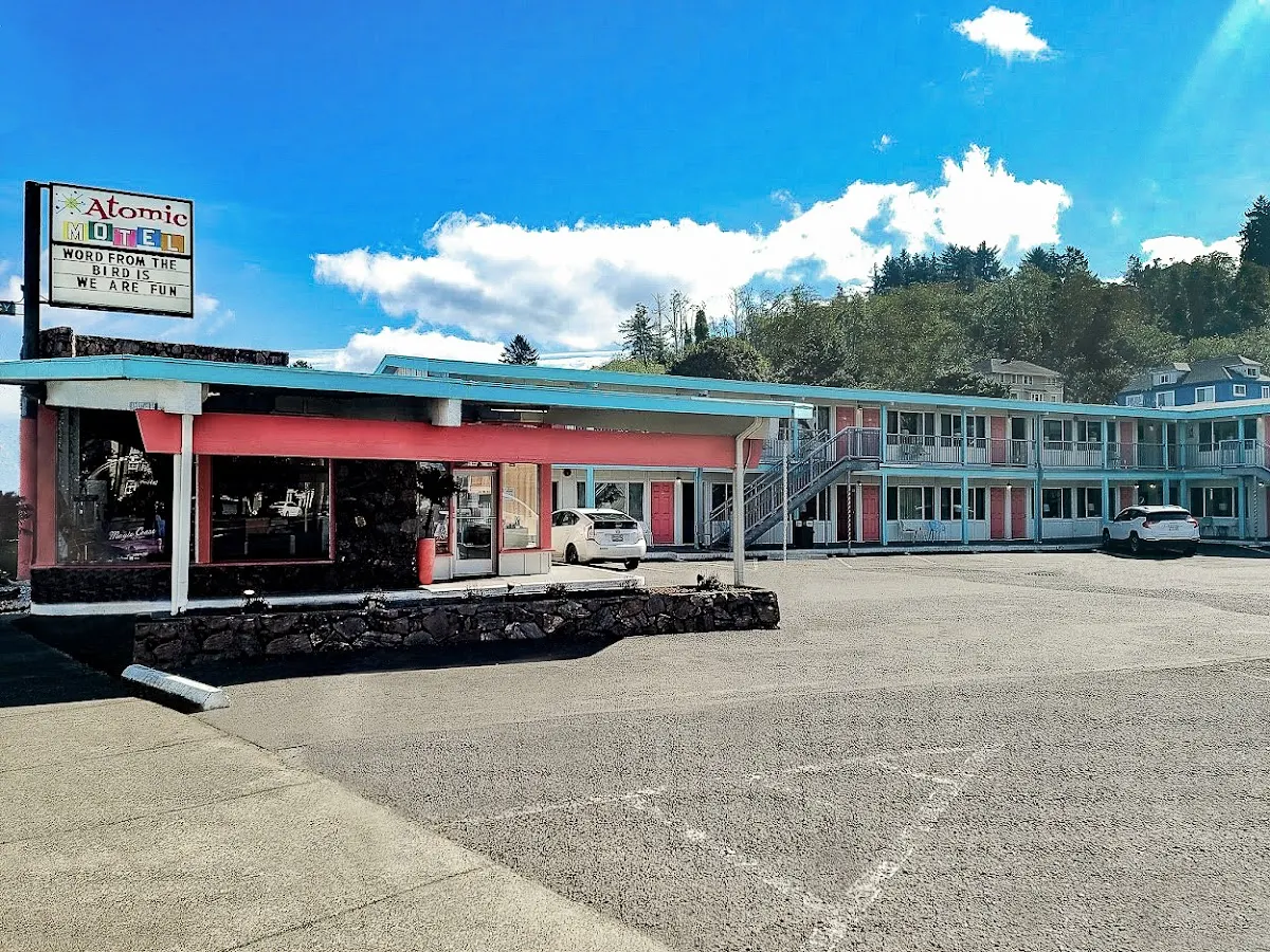 Atomic Motel