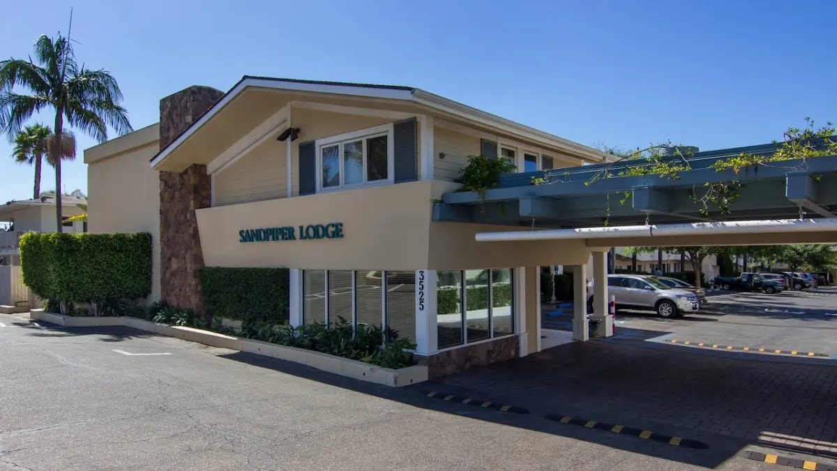 Sandpiper Lodge