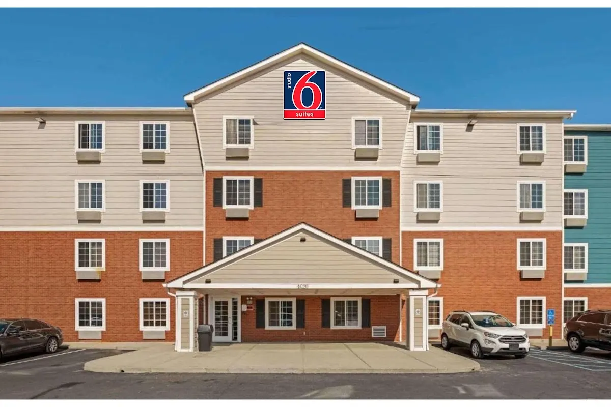 Studio 6 Extended Stay Cincinnati Sharonville OH