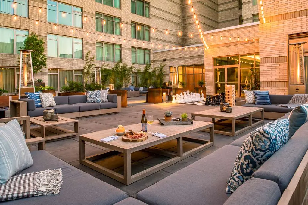 The Duniway Portland, a Hilton Hotel