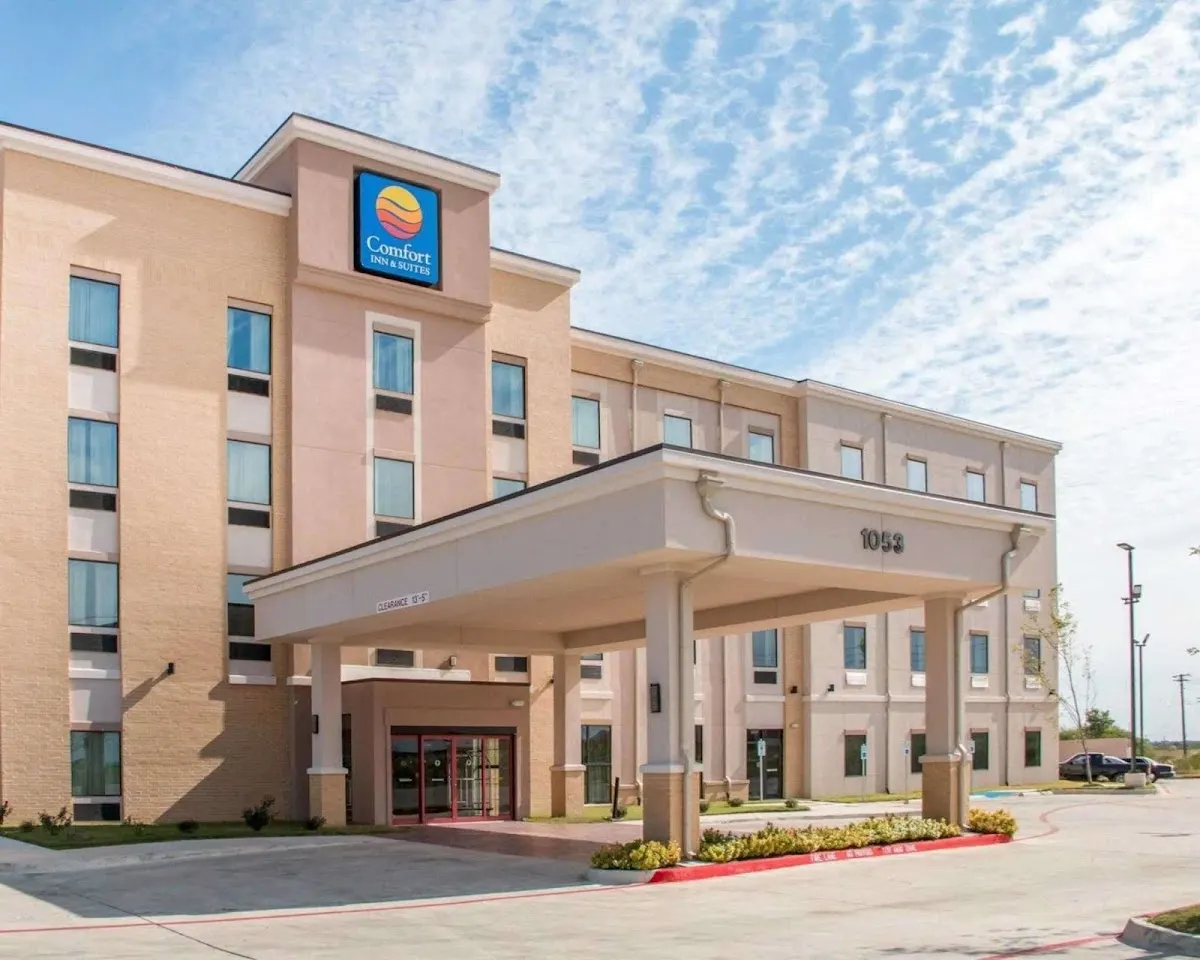 Comfort Inn & Suites San Marcos near Outlet Mall