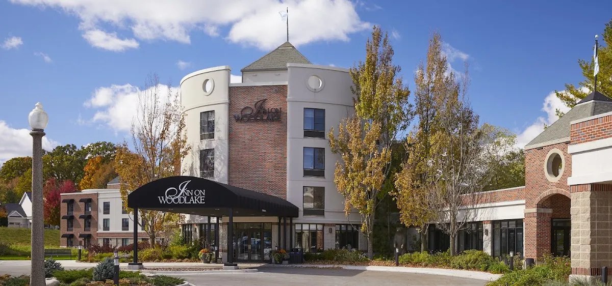 Inn on Woodlake