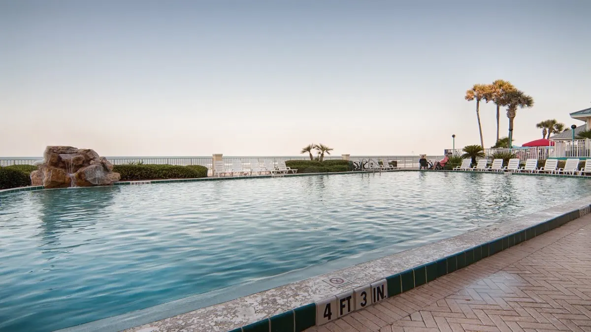 Grand Seas Resort