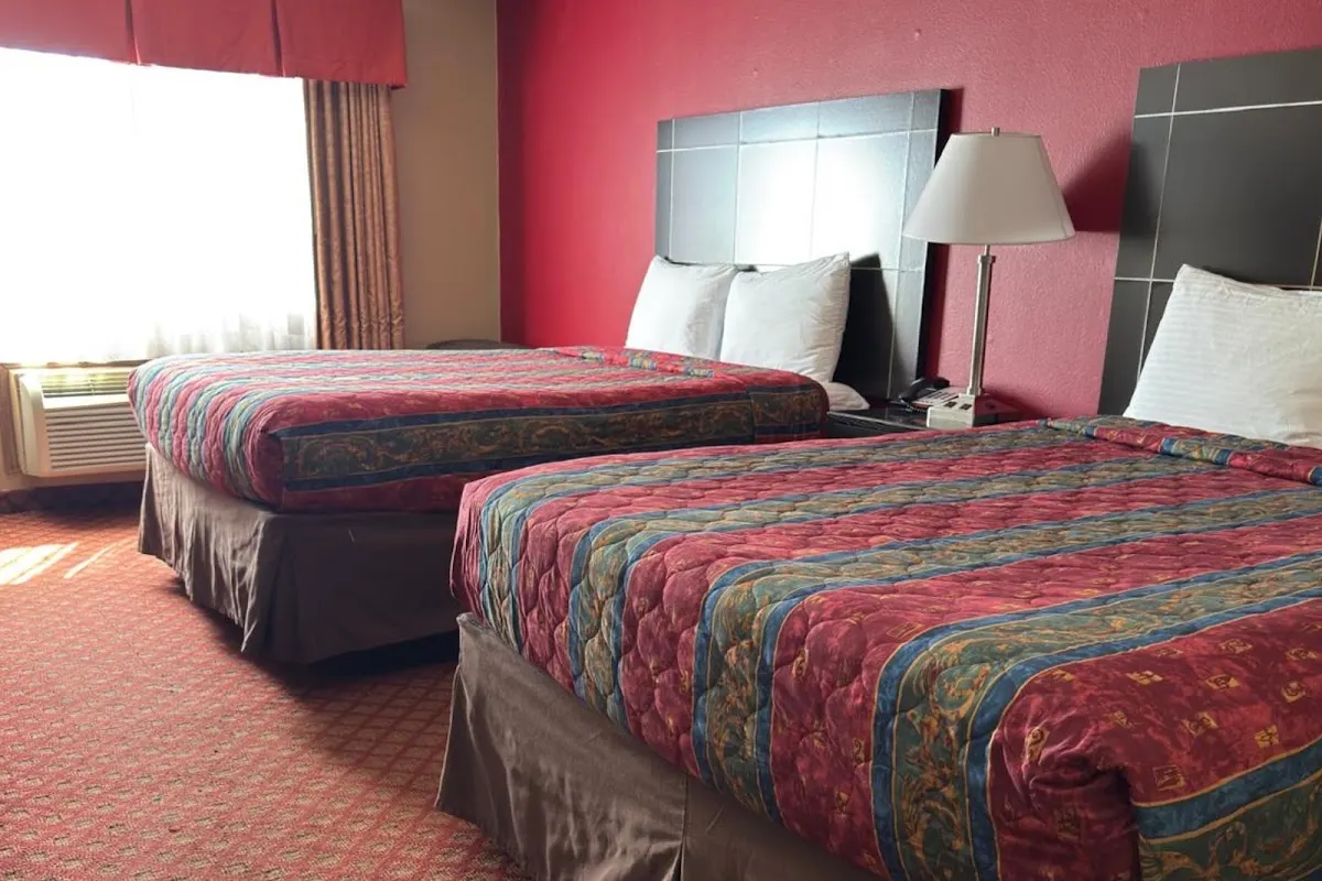 Coratel Inn & Suites by Jasper Santa Fe OKC