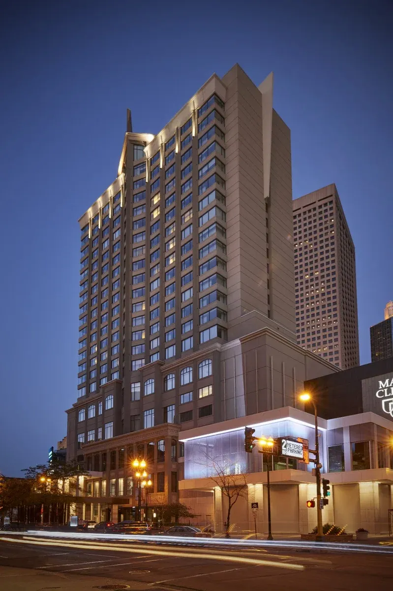 The Lofton Hotel Minneapolis, Tapestry Collection by Hilton
