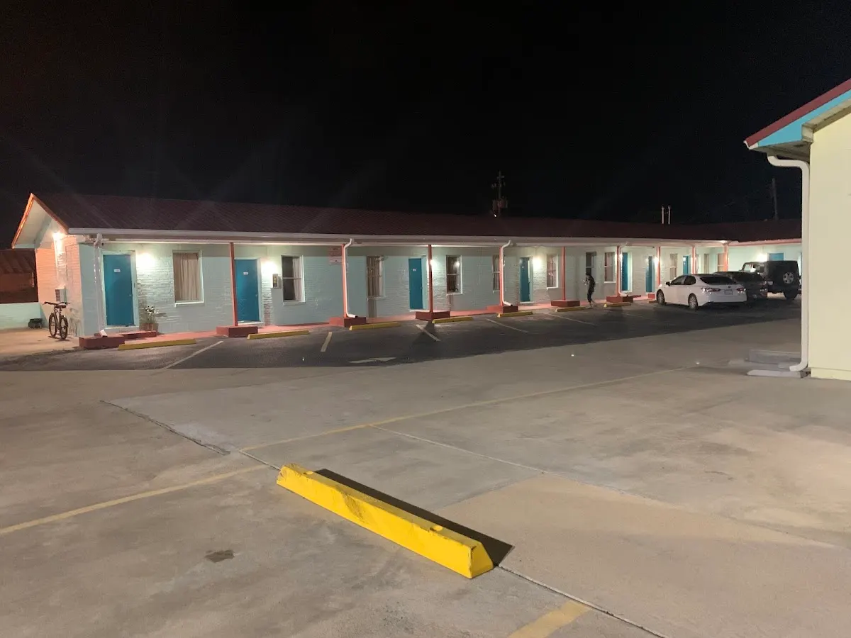Budget Inn