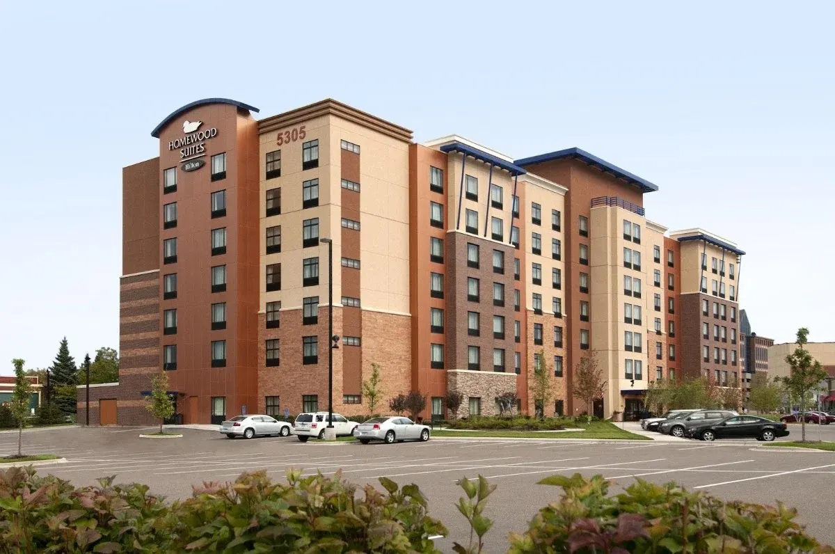 Homewood Suites by Hilton Minneapolis- St. Louis Park at West End