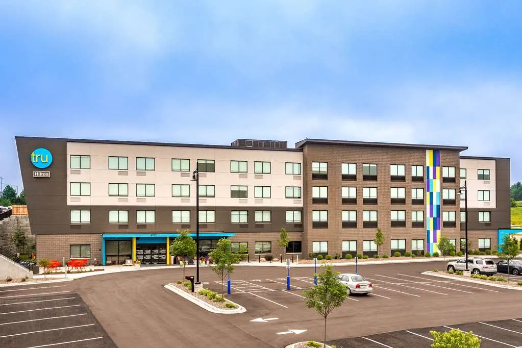 Tru by Hilton Madison West