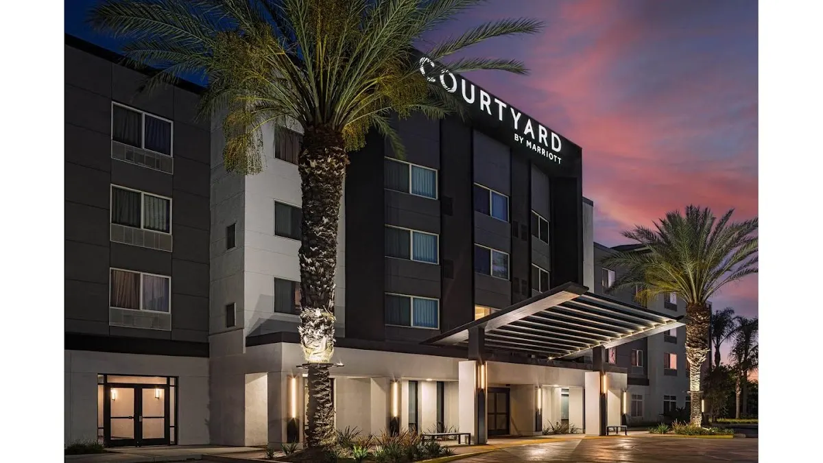 Courtyard by Marriott Anaheim Resort/Convention Center