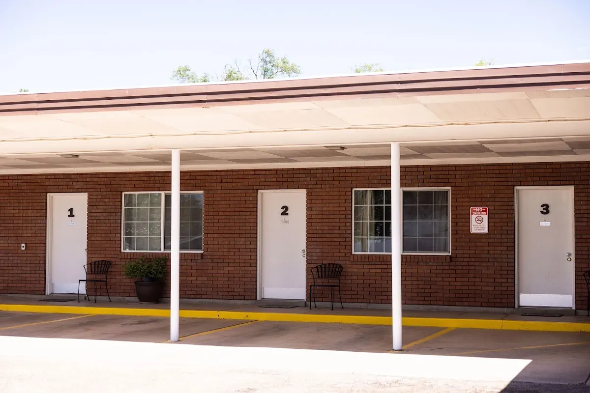DeLano Motel & RV Park