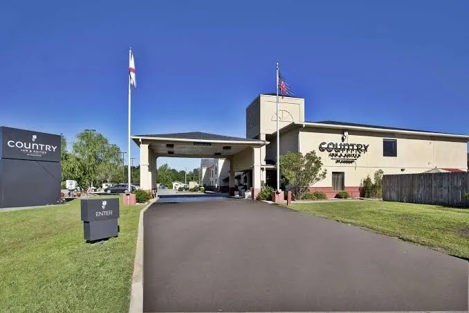 Quality Inn & Suites Monroeville South