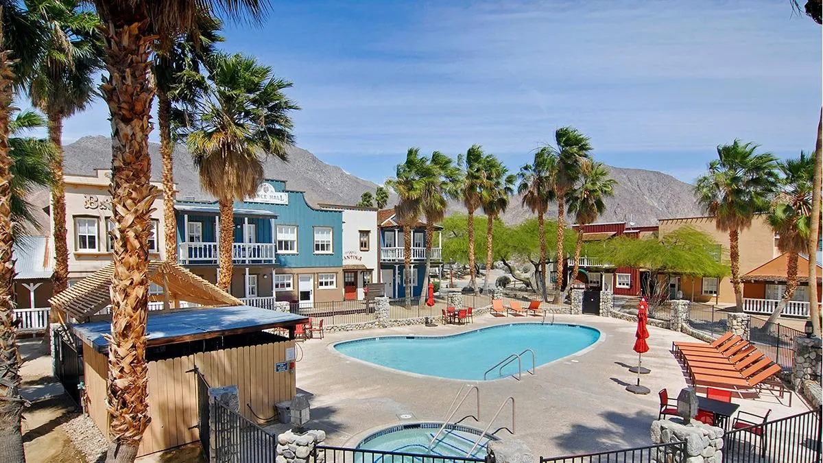 Palm Canyon Hotel & RV Resort