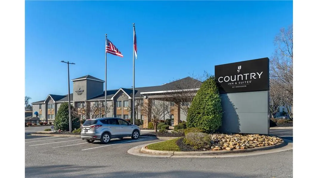 Country Inn & Suites by Radisson, Shelby, NC
