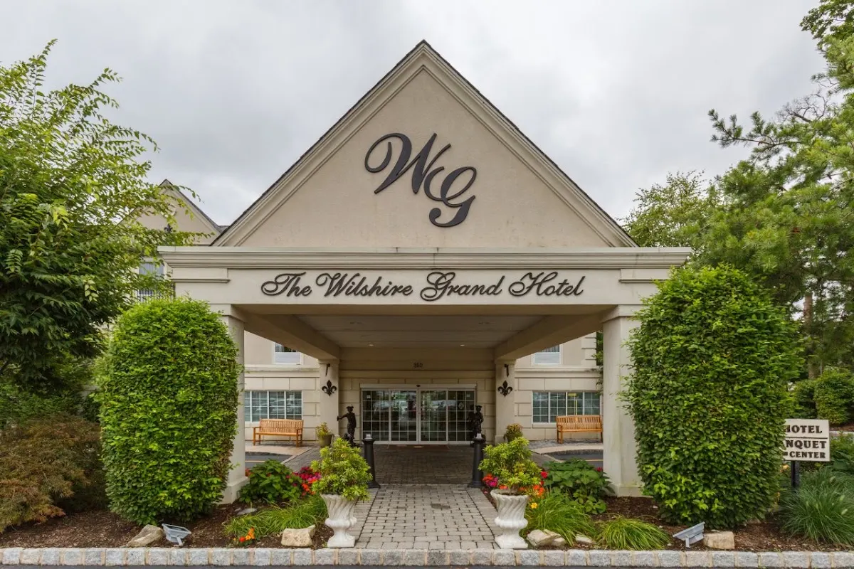 The Wilshire Grand Hotel