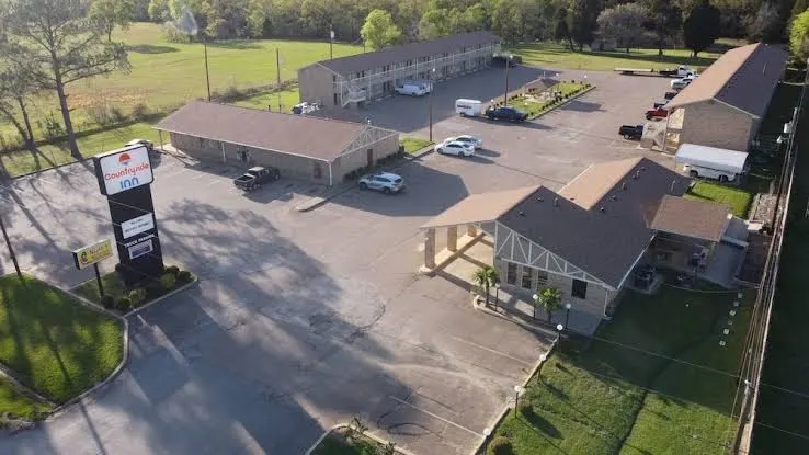 Countryside Inn